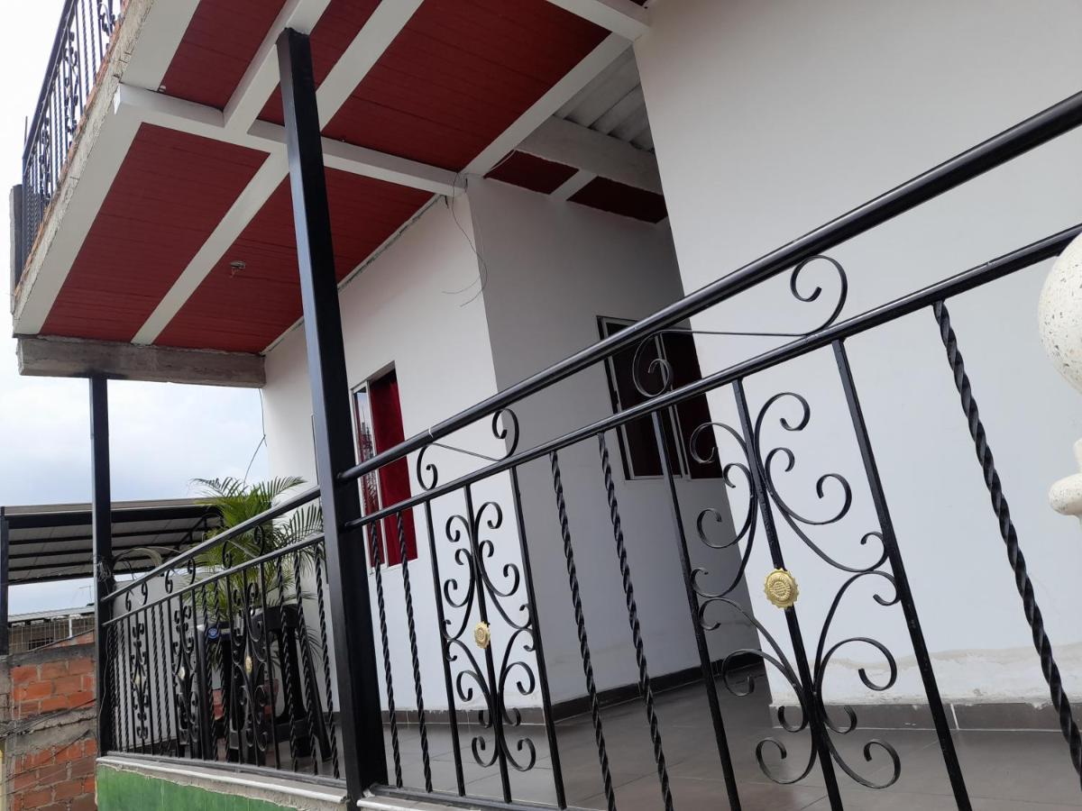 Apartaestudios El Jardin Cali Exterior photo